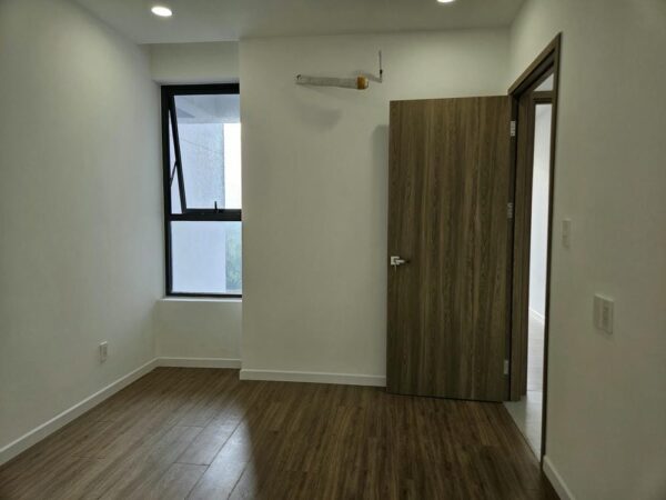 mt eastmark city 12